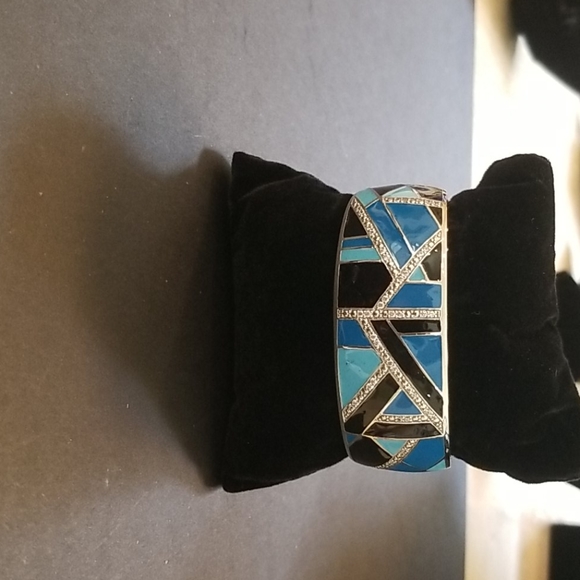 bracelet - Picture 3 of 3